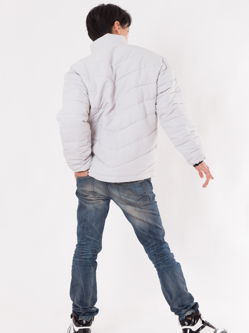 【JAWIN】【秋冬作業服】防寒ジャンパー58300
　モデル画像2